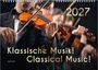 2027, Klassische Musik! Classical Music! Orchester im Hintergrund, Fokus auf einem Geiger in feinem Anzug.