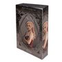 Titel: SANCTUARY WITH KINGS. Autor: Kathryn Moon. Roman. Illustration einer Frau mit langen Haaren im roten Kleid.