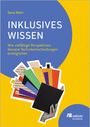 Text: "Dana Mahr, Inklusives Wissen: Wie vielfältige Perspektiven bessere Technikentscheidungen ermöglichen."  
Eine Hand hält ein schwarzes Buch vor buntem Hintergrund.  