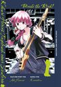 "Bocchi the Rock!" mit pinkhaarigem Mädchen, das Gitarre spielt. Überzeichnete, lebendige Illustration mit viel Dynamik.