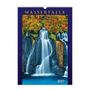 „WASSERFÄLLE“ und „2027“ in goldener Schrift auf blauem Hintergrund. Ein Wasserfall umgeben von herbstlichem Laub.