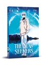 „THE STAR SEEKERS“ steht in großen weißen Buchstaben. Ein junger Mann mit grauem Haarschnitt auf blauem, stellares Hintergrund.