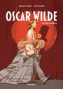 "Oscar Wilde: Die Comic-Biografie. Eine Figur im Mantel hält eine Sonnenblume, Worte auf Kleidung als Dekoration."
