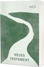 Oben steht "NEÜ", unten "NEUES TESTAMENT". Ein stilisierter, geschwungener Weg auf grünem Hintergrund.