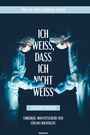 Zwei Chirurgen in OP-Kleidung überreichen sich Instrumente.