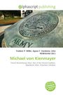 Text zu "Michael von Kienmayer" in Grün. Hintergrund zeigt ein Bronzeemblem der US-Armee mit "1775" und "ARMY".