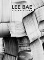 : Lee Bae, Buch