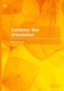 "Customer Ren Orientation" von Bernard Lee. Hintergrund mit gelben Blättern, links oben ein stilisiertes Logo.