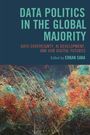 „DATA POLITICS IN THE GLOBAL MAJORITY“ in hellblauer Schrift über einem abstrakten bunten Hintergrund aus Linien und Punkten.