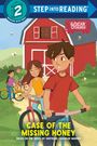 "STEP INTO READING", "CASE OF THE MISSING HONEY". Illustration von Kindern auf Fahrrädern vor einer roten Scheune.