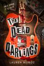 "This Band is Killer", "The Dead Darlings", "Lauren Muñoz". E-Gitarre mit Blutspuren in Szene gesetzt.