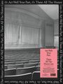 Text: "Act Well Your Part, There All The Honor Lies." Schwarz-weiß-Theatersaal mit leeren Sitzen; rosa Textfeld zentriert.