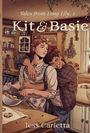 „Tales from Long Lily, 1: Kit & Basie“ von Tess Carletta. Zwei Personen in einer gemütlichen Küche, eine umarmt die andere.