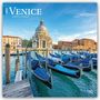 „2024 VENICE 16-MONTH CALENDAR“. Gondeln am Kanal vor einer prächtigen Kirche unter blauem Himmel.
