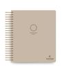 "NOTETAKING BIBLE" und "new living translation" auf braunem Spiralblock, Kranzsymbol in der Mitte.