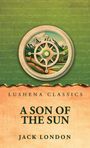 Text: "Lushena Classics, A Son of the Sun, Jack London." Illustration: Ein Kompass mit Bergen im Hintergrund, grüner Himmel.
