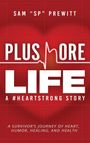 "PLUS MORE LIFE: A #HEARTSTRONG STORY" steht in großen Buchstaben. Ein Herzschlaggraph ist im Hintergrund sichtbar.